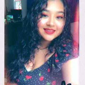 Meet your Posher, Mariela